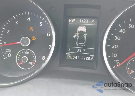 2011 Volkswagen Golf 2.5L 4-Door z USA, uszkodzony, nr VIN WVWDA7AJ6BW121629